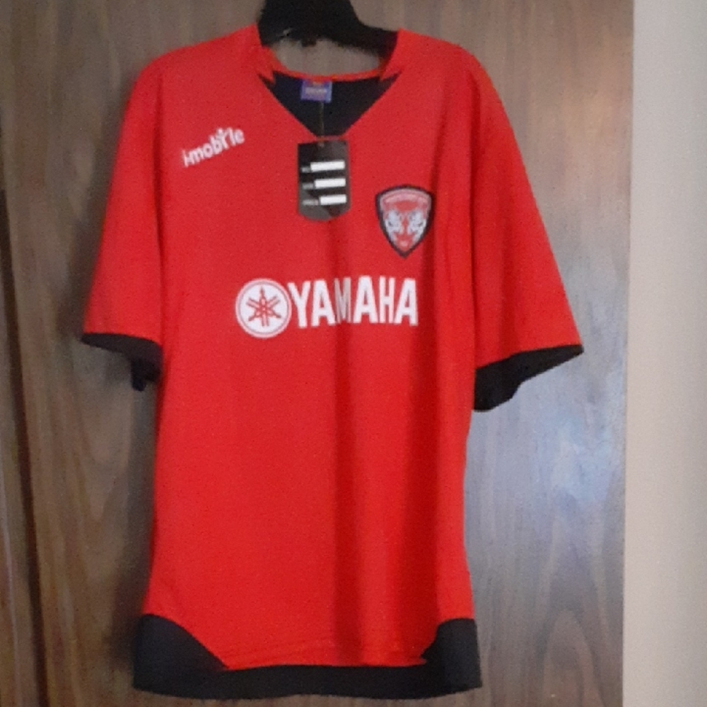 Yamaha Red and Black Soccer Jersey V-Neck Short Sleeve NWT